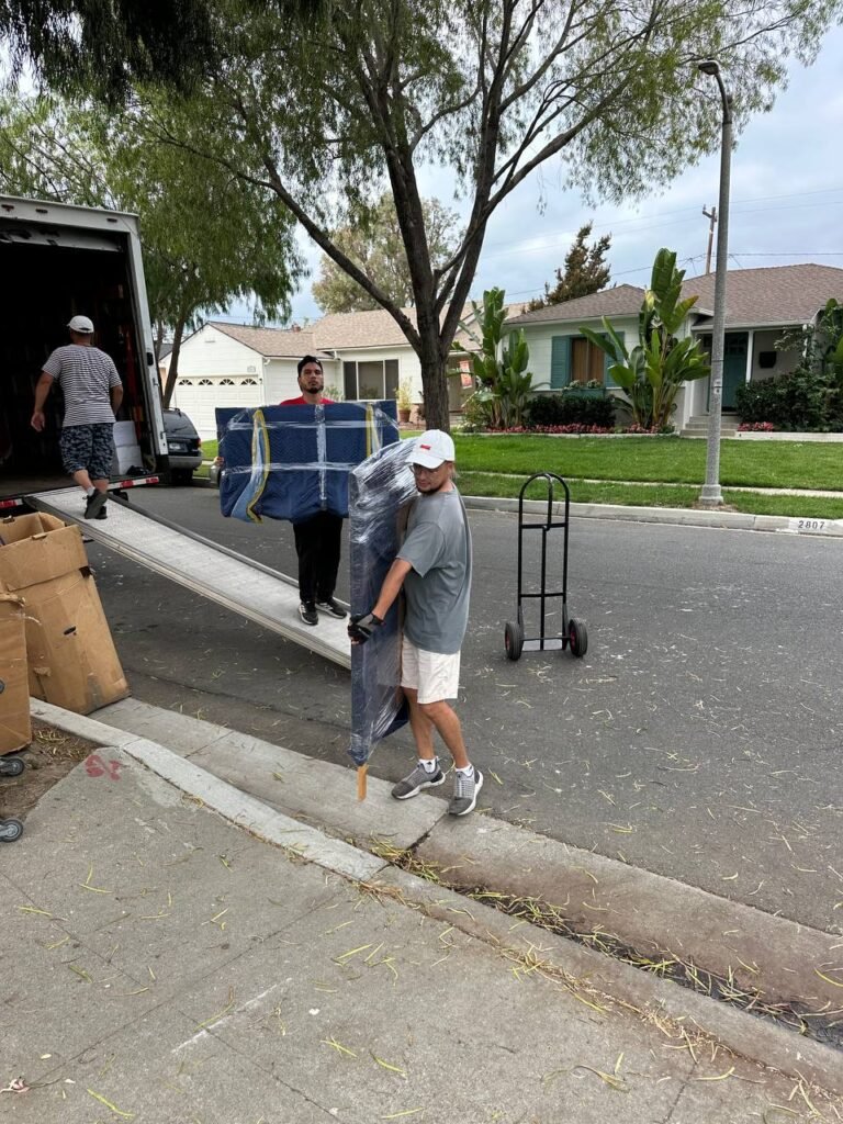 How to Choose the Optimal Team Size for Your Move